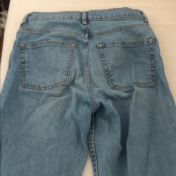 Everlane Cheeky Straight Jean - Picture 4 of 5